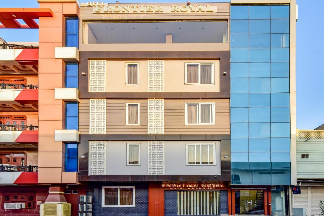 Capital O 73835 Hotel Frontier Royal & Banquet Tirath Εξωτερικό φωτογραφία