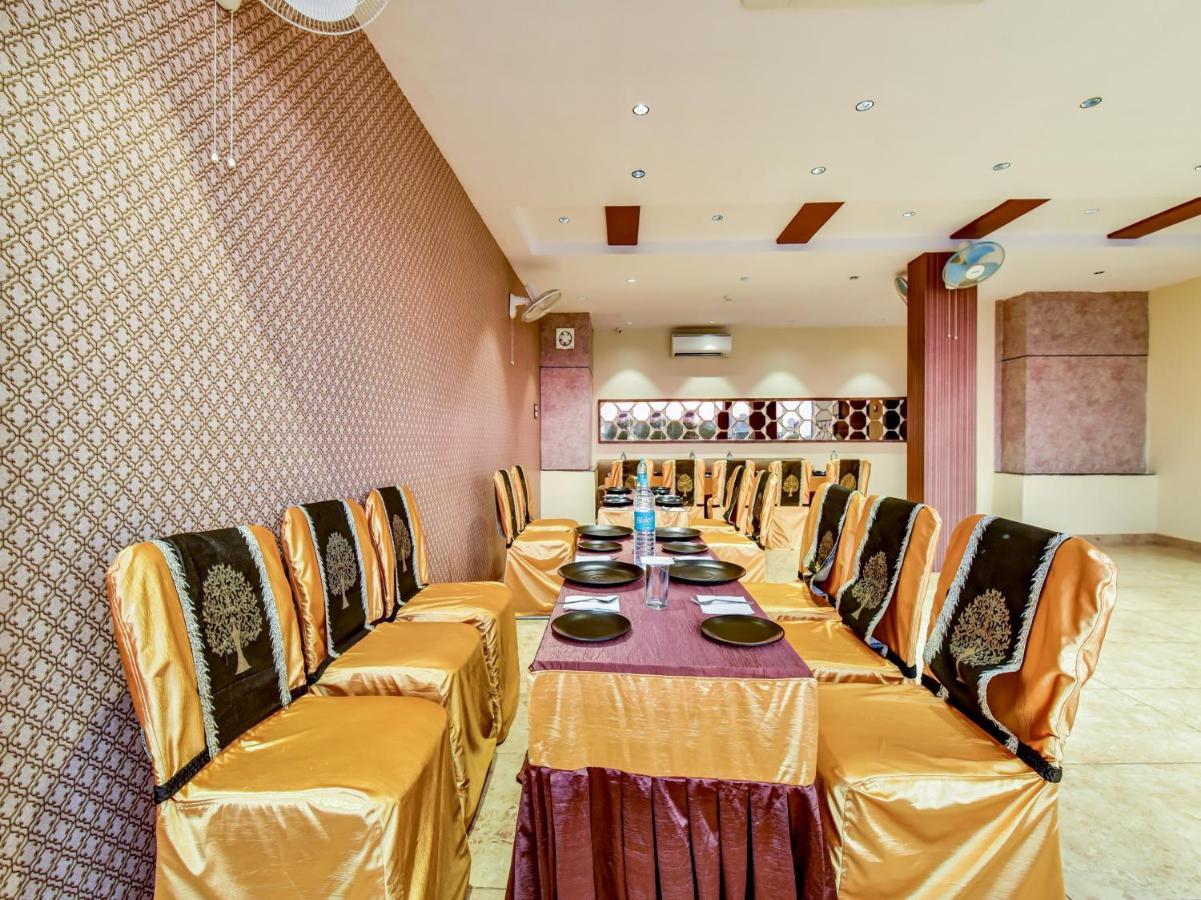 Capital O 73835 Hotel Frontier Royal & Banquet Tirath Εξωτερικό φωτογραφία
